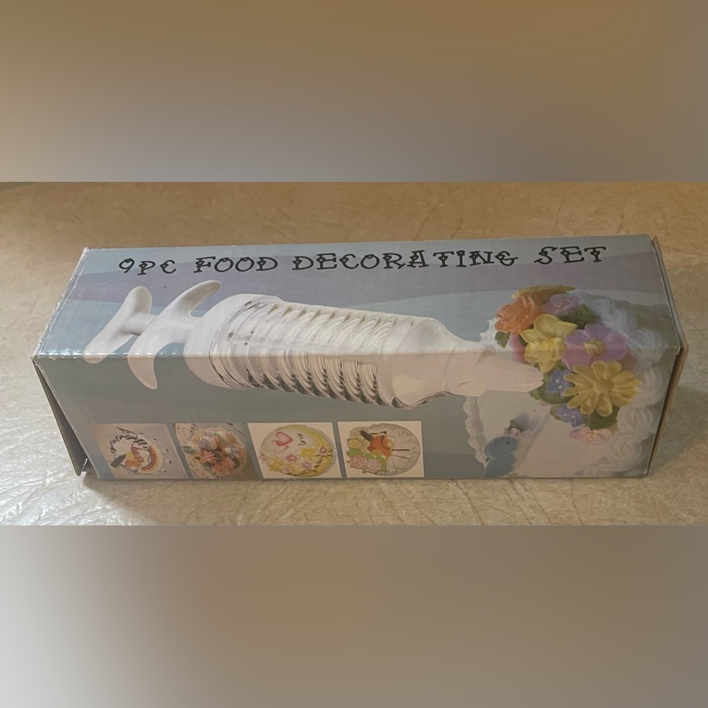 Vintage Giftco 9 Piece Food/Cake Decorating Set